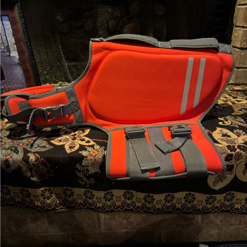 Frisco Neoprene Dog Life Jacket